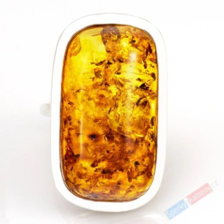 Velký stříbrný prsten (Ag 925/1000) s baltským jantarem QAA, vel. kamene cca 33 x 20 mm, "krása v barvě medu" (JA9410R)