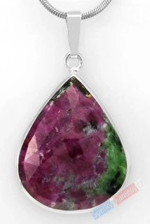 Stříbrný přívěsek (Ag 925/1000) s rubínem v zoisitu QA, kapka cca 27 x 22 mm, "trsy růží v trávě" (RF7865P)