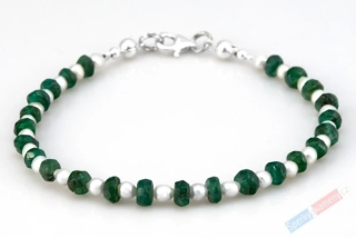 Minimalistický náramek z broušeného smaragdu QA a bílých sladkovodních perel, stříbro Ag 925/1000, "náramek pro královnu jezerních víl" (SMP5747NS)