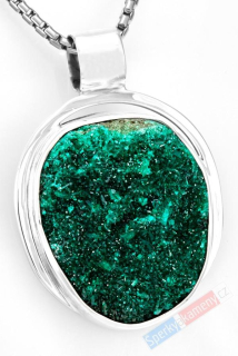 Unisex stříbrný přívěsek (Ag 925/1000) s přírodním dioptasem QAA, cca 33 x 28 mm, nádherná barva, "kámen srdce II", RARITA (DI1614P)