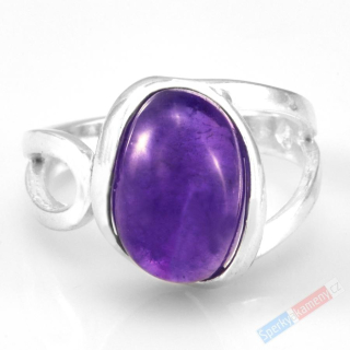 Stříbrný prsten (Ag 925/1000) s tmavým ametystem QA, cca 15 x 12 mm, "prsten pro princeznu Večernici", VELIKOST 57 (AM5701R)