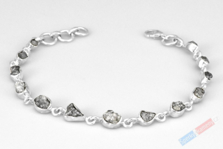 Originální stříbrný náramek (Ag 925/1000) se surovými diamanty QA, třináct kamenů o velikosti cca 3 až 7 mm, "šperk pro princeznu z diamantových skal" (DA2723NS)