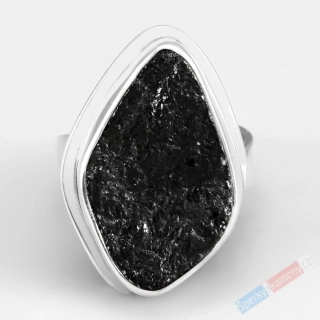 Velký stříbrný prsten (Ag 925/1000) s přírodním turmalínem skorylem QA, vel. kamene cca 30 x 21 mm "ochrana před negativní energii", VELIKOST 58/59 (TU1516R)