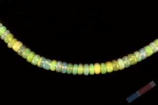 Náhrdelník z drahého opálu QAA,čočky 3 x 4 mm,stříbro Ag 925/1000,RARITA (OE1393S)