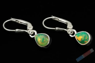 Minimalistické stříbrné náušnice (Ag 925/1000) s drahým opálem QA, malé kapky cca 8 mm, RARITA (ODR7262U)